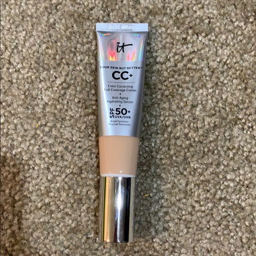 COPY - It cosmetics foundation